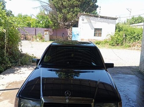 Mercedes E 230 1991