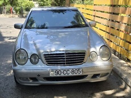 Mercedes E 270 2001