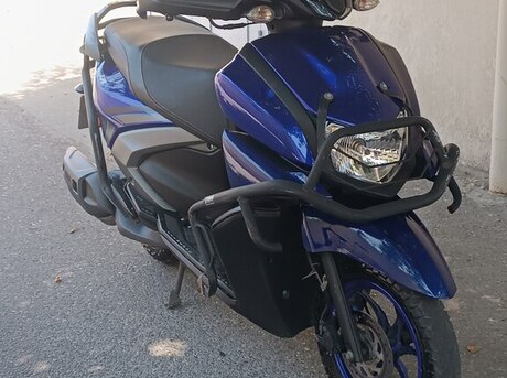 Yamaha RayZR Street Rally 125