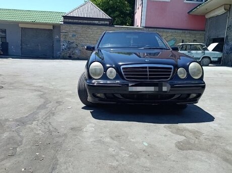 Mercedes E 240 2000