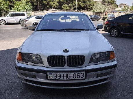 BMW 320 2001
