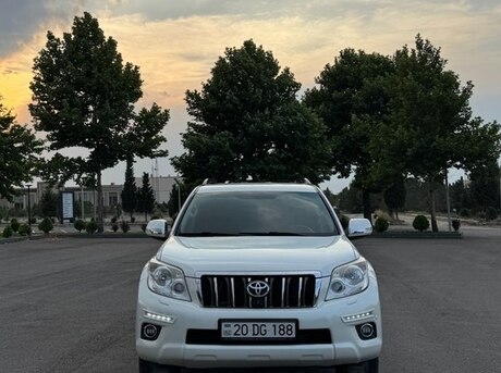 Toyota Land Cruiser Prado 2013