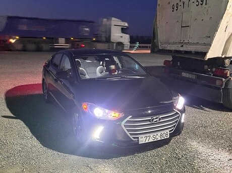Hyundai Elantra 2017