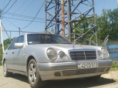 Mercedes E 220 d 1998