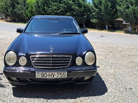 Mercedes E 220 2000