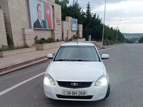 LADA (VAZ) Priora 2017