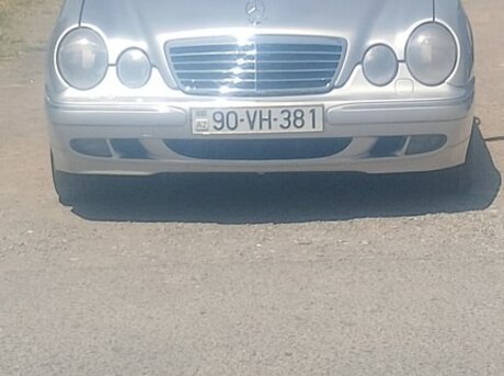 Mercedes E 200 2001
