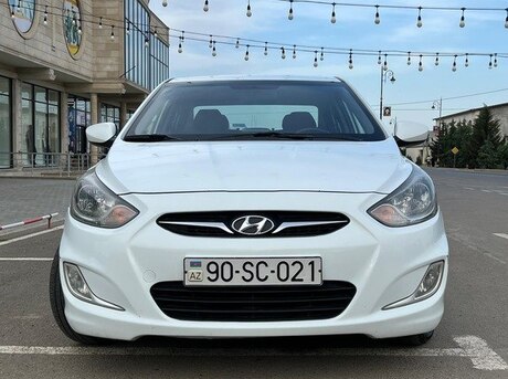 Hyundai Accent 2013