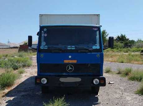 Mercedes 809 D 1992