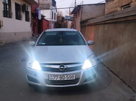 Opel Astra 2007