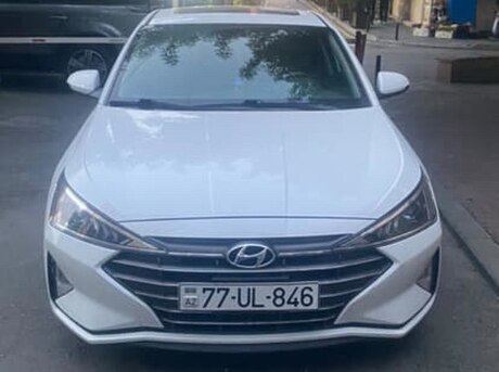 Hyundai Elantra 2019