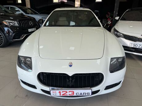 Maserati Quattroporte