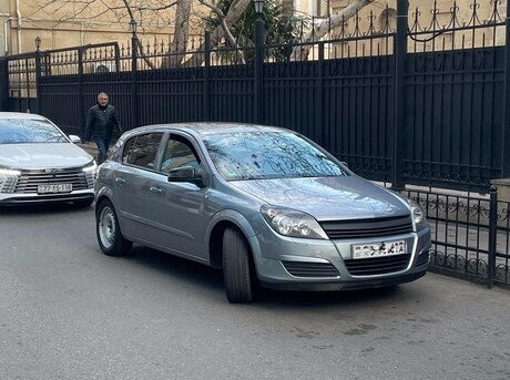 Opel Astra 2005