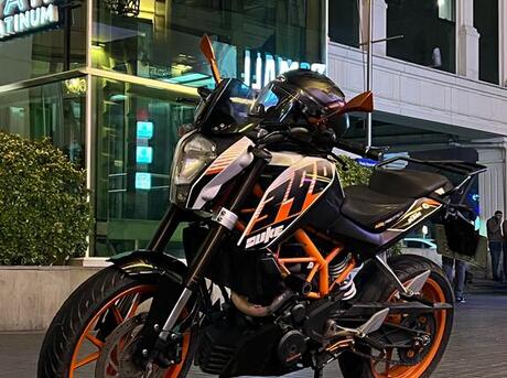 KTM 390 Duke