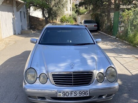 Mercedes E 280 2000