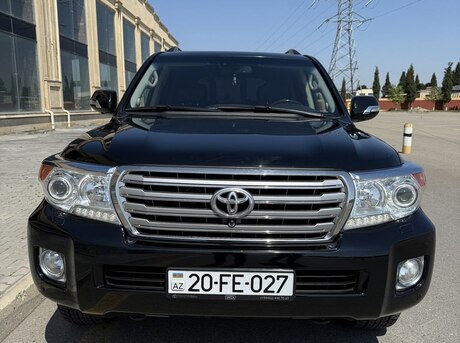 Toyota Land Cruiser 2012