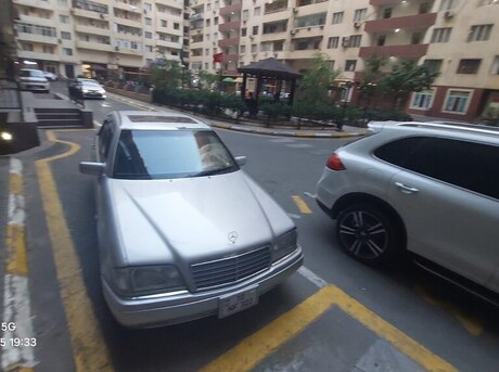 Mercedes C 200 1995