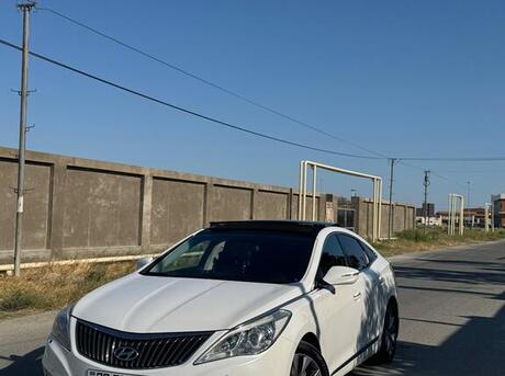 Hyundai Grandeur 2012