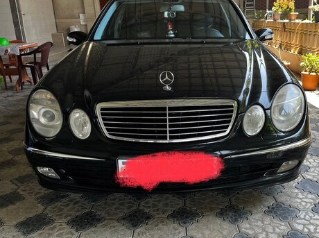 Mercedes E 240 2003