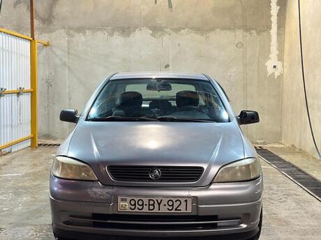Opel Astra 2005