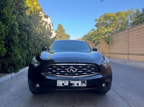 Infiniti FX35 2011