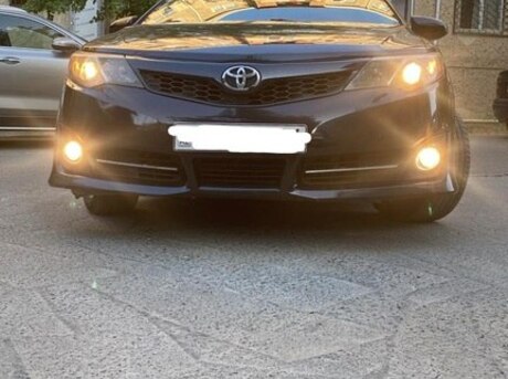 Toyota Camry 2014