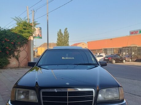 Mercedes C 220
