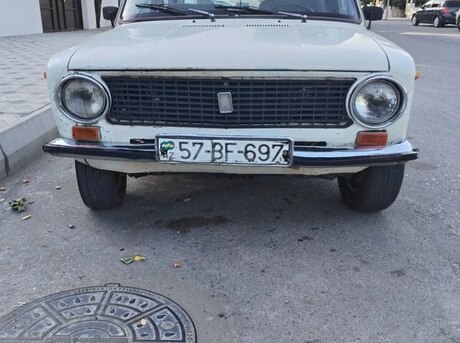 LADA (VAZ) 21011 1986