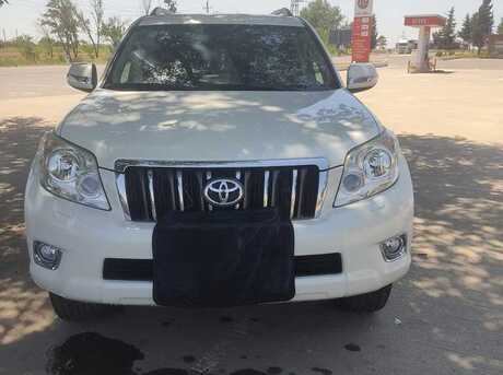 Toyota Land Cruiser Prado 2010