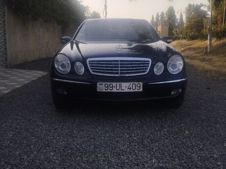 Mercedes E 240 2004