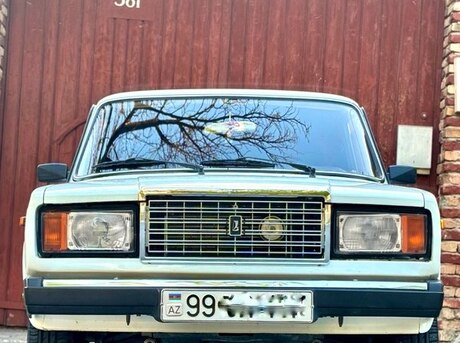 LADA (VAZ) 2107 2011