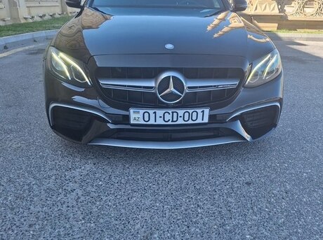Mercedes E 300