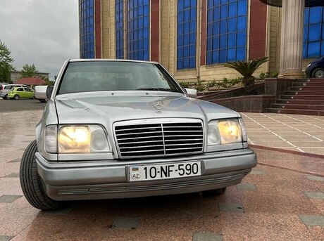 Mercedes E 220 1995