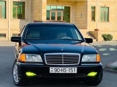 Mercedes C 230