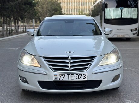Hyundai Genesis 2009