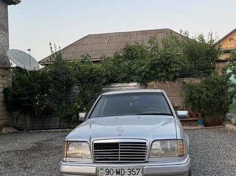 Mercedes E 220 1993