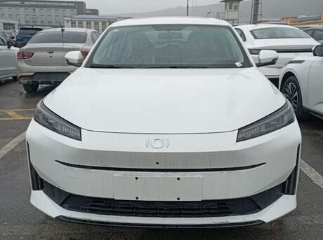 Changan Qiyuan A05 2024