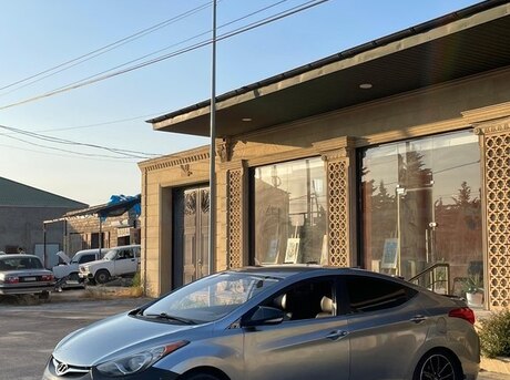 Hyundai Elantra 2015