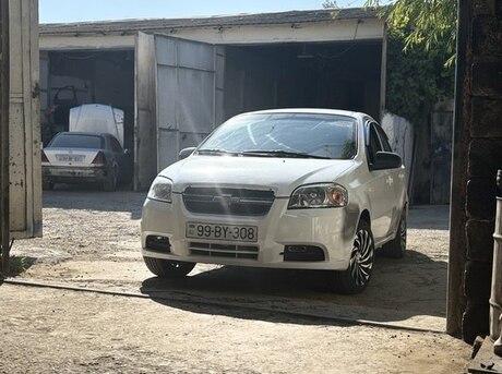 Chevrolet Aveo 2011