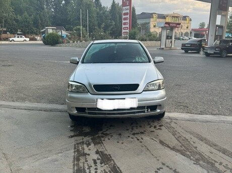 Opel Astra 2000