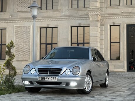 Mercedes E 240 2000