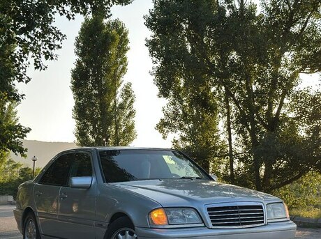 Mercedes C 230 1999