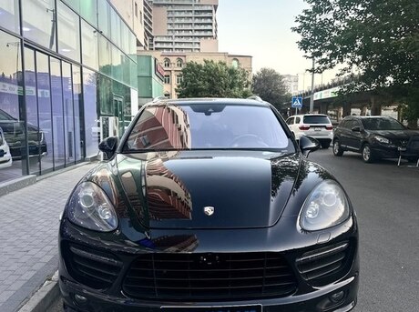 Porsche Cayenne Turbo S