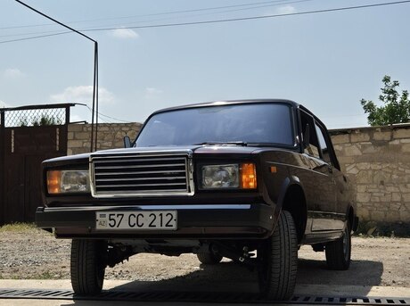 LADA (VAZ) 2107 2005