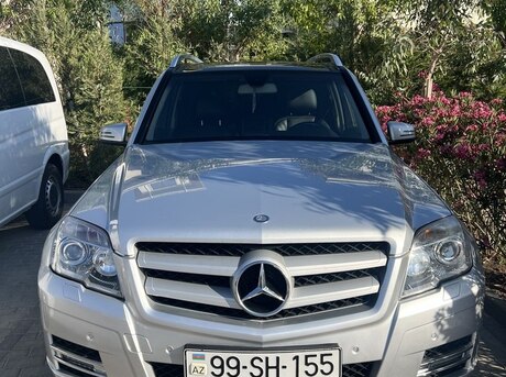 Mercedes  2010