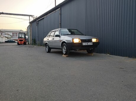 LADA (VAZ) 21099