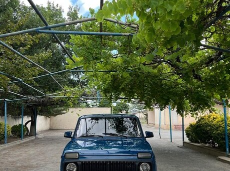 LADA (VAZ) Niva