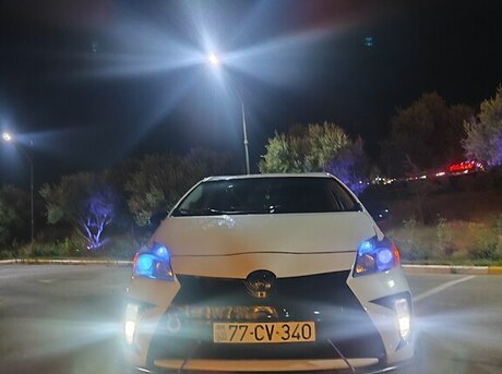 Toyota Prius 2012