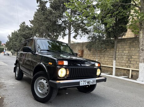 LADA (VAZ) Niva 2016