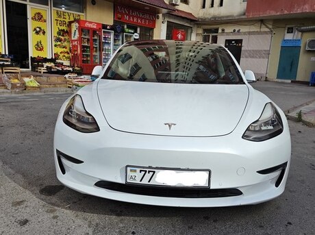 Tesla Model 3 2018